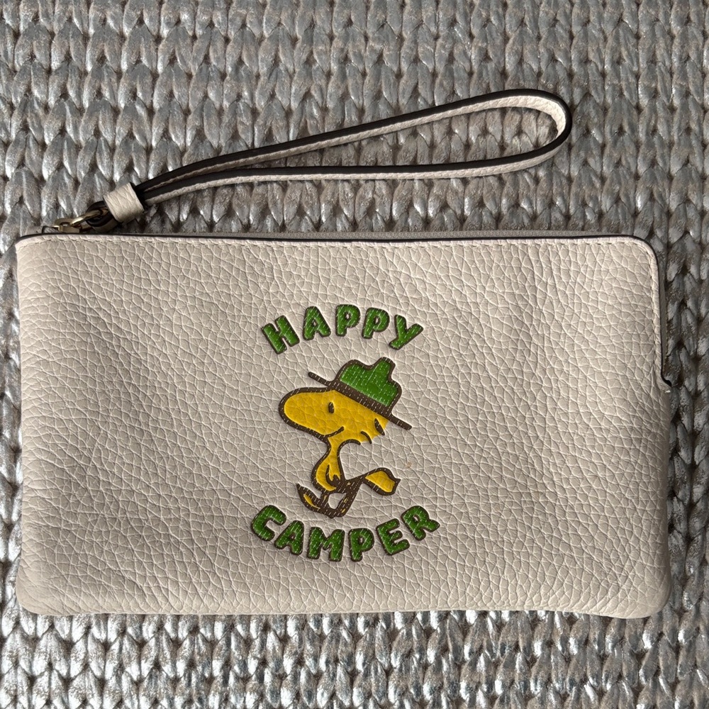 COACH X Peanuts large corner zip wristlet